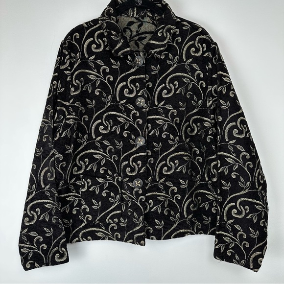 Parsley & Sage Jackets & Blazers - Parsley And Sage Women’s Reversible Jacket Size XL Black Gold Tapestry Jacquard